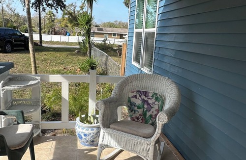 Tampa House | Delightful 2-bedroom house with AC in sunny Tampa