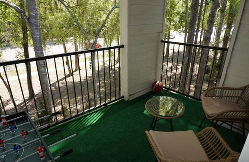 Gainesville Apartment | Delightful 2bed-2 bath apartment in Gainesville with tons of amenities.