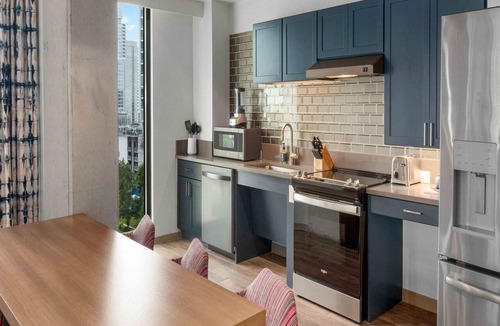 Civic District Condo | Deluxe Modern Studio in the Heart of Austin