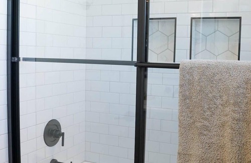 Bronson Resort | Deluxe Two-Bedroom, Two-Story Resort Cabin