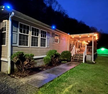 Meador House | Devil Anse Home Rental