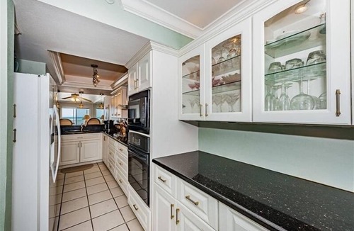 Sunset Reef Condo | Direct Gulf front unit with Breathtaking Views of the White Sandy Beach and Magnificent Sunsets~ LPT504
