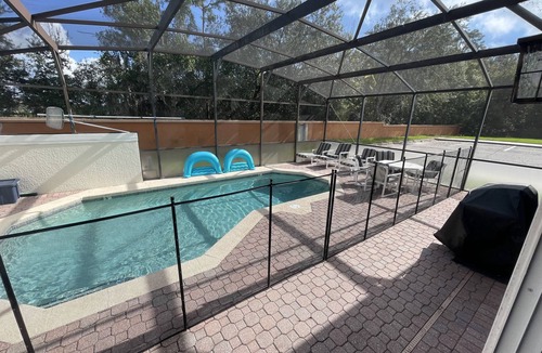 Bellavida House | Disney Orlando 4 Bed with pool home.
