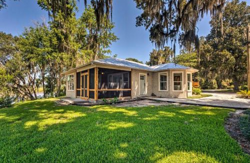 Darien House | Dock, Altamaha River Access! Angler's Paradise