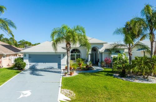 Palm Harbor House | Dock Holliday