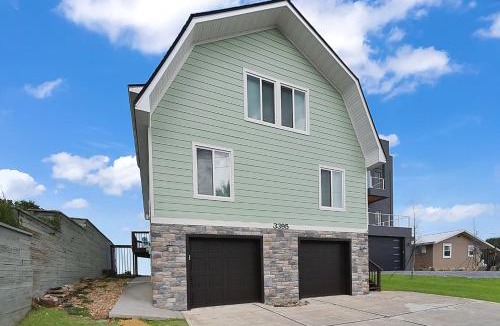 Painters Hill House | Dog-friendly beachfront home with beach access, deck, fireplace, W/D, AC
