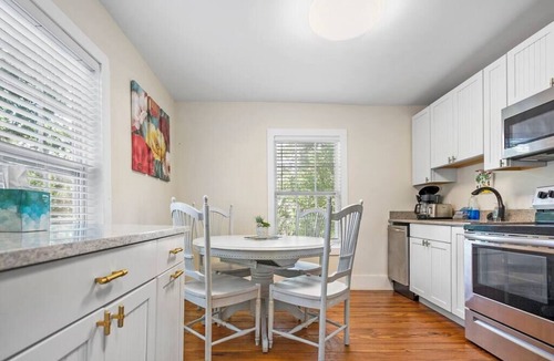 Downtown Historic District Apartment | Dog-friendly, FREE BIKES next to Historic Downtown