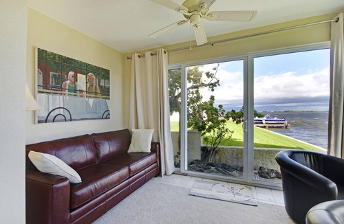 Cocoa Beach Condo | Dolphin Dreams - Upscale long term