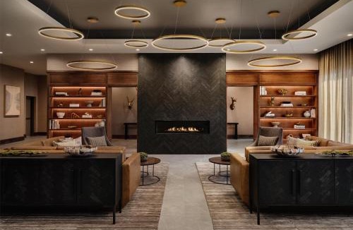 Greer Hotel | Doubletree By Hilton Greenville Airport