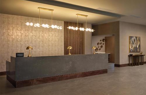 Greer Hotel | Doubletree By Hilton Greenville Airport