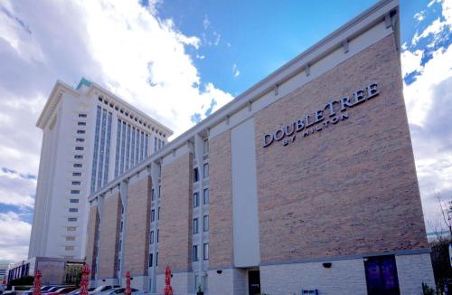 Montgomery Hotel | DoubleTree by Hilton Montgomery Downtown