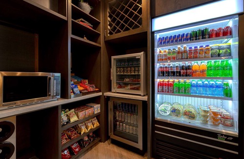 Palmdale Hotel | DoubleTree by Hilton Palmdale, CA