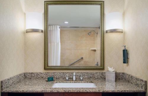 Rocky Mount Hotel | DoubleTree by Hilton Rocky Mount