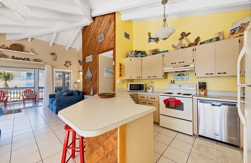 Palm Island House | Doubloon: Beach, Private Pool and Boating.This 4 Bedroom home has it all!