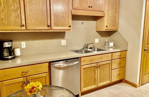 Lenoir Apartment | Downtown Lenoir, NC
