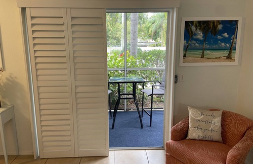 Central Sarasota Condo | Downtown, Mins away from Lido Beach, Siesta Key, St Armands Cir