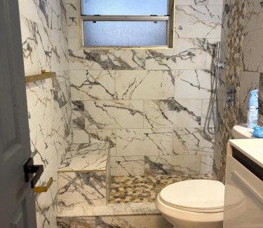 Pine Hills House | Downtown & Stadium Cozy 3 BDRM Retreat