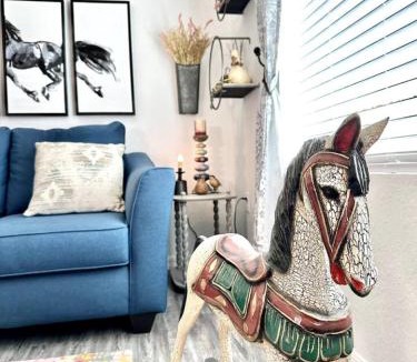 Fellowship House | Doxie Cottage Close to WEC Springs and More