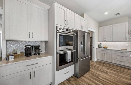 American Beach House | Driftwood Dunes | Brand New Oceanfront Beach House | Hot Tub | Elevator | EV Charger | Sleeps 17