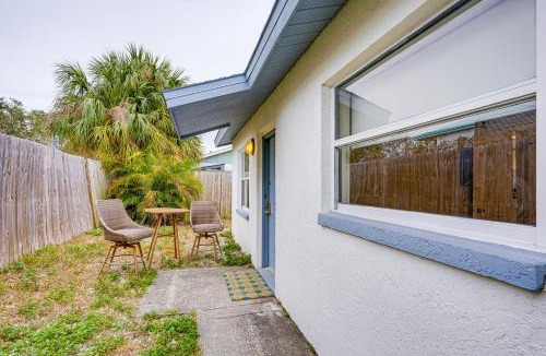 Palm Harbor House | Dtwn Palm Harbor Condo: Walk to Water!