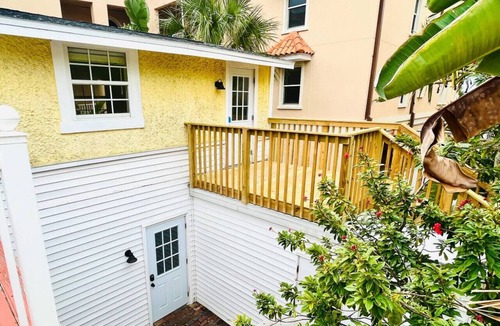Indian Rocks Beach Cottage | `Dunes` Gulf-View Historic Beachside Cottage 1/1