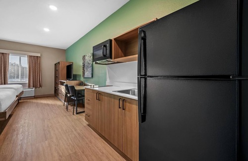 Naples Hotel | Echo Suites Extended Stay By Wyndham Naples