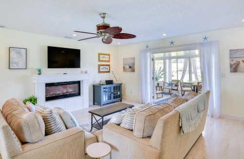 Edgewater House | Edgewater Vacation Home w/Game Room & Pool Access