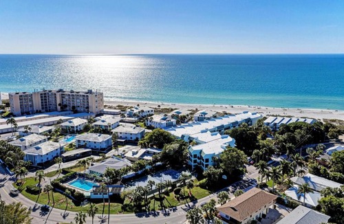 Holmes Beach House | Edit Liddies Place Sun Plaza West 209