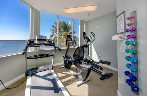 St. Petersburg Apartment | Elegant Waterfront Place for Two/Boca Ciega Resort