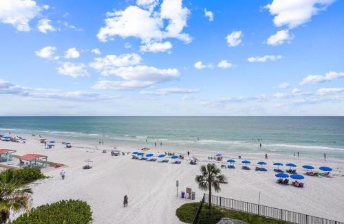 North Redington Beach House | Emerald Isle 401 - Premier