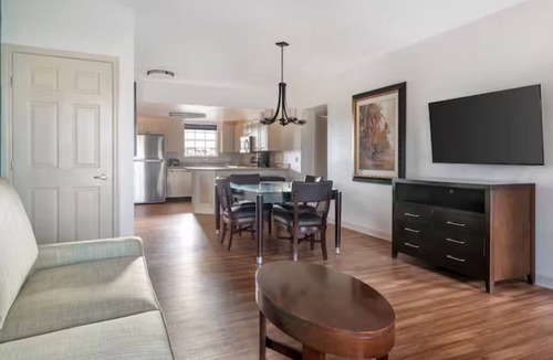 West Kissimmee Hotel | Enjoy a Peaceful Stay with Great Amenities! Unit with Kitchen, Outdoor Pool!