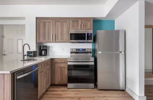 West Kissimmee Hotel | Enjoy Every Moment in a Space Made for Great Getaways! Outdoor Pool, Kitchen!
