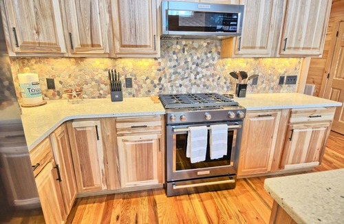Todd Cabin | Experience luxury at It'll Do Cabin in Todd, NC—spacious 4BR, mountain views, great amenities!
