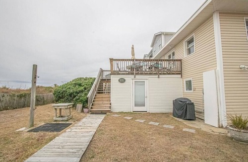 Holden Beach House | Experience oceanfront bliss at The Captain's Quarters, Holden Beach!