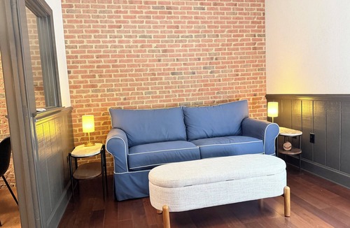 Manteo Apartment | Experience the charm of Manteo from this inviting 2 bedroom apartment.