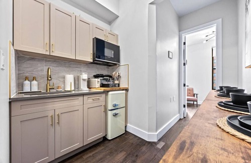 Bedford-Stuyvesant Apartment | Explore Brooklyn Stay | 3 Bedrooms + Patio