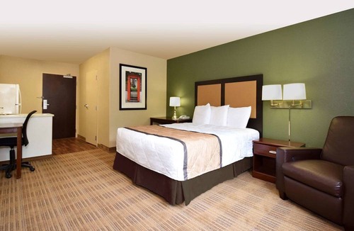 Temple Terrace Hotel | Extended Stay America Suites Tampa North USF Attractions