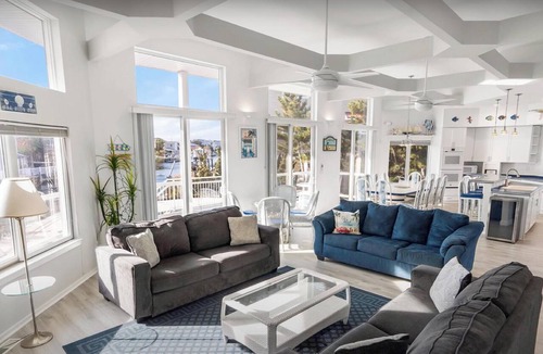 Loveladies House | Fabulous 6-bedroom house with Pool in Loveladies LBI