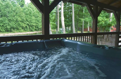 Elkins Cabin | Fall Foliage Riverfront Cabin w/Hot Tub, King Bed, EV & Firepit & Mountain Views