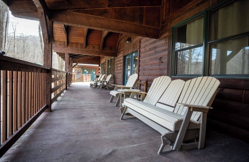 Elkins Cabin | Fall Foliage Riverfront Cabin w/Hot Tub, King Bed, EV & Firepit & Mountain Views