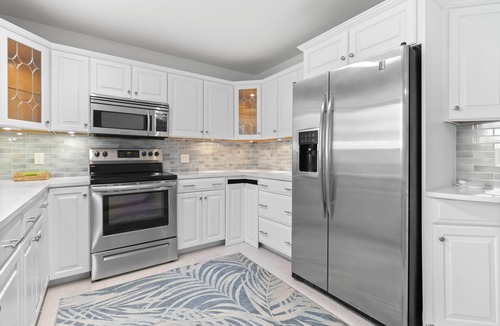 Palma Sola House | FALL IN LOVE with this gorgeous pool home mins from Anna Maria! Pet friendly!