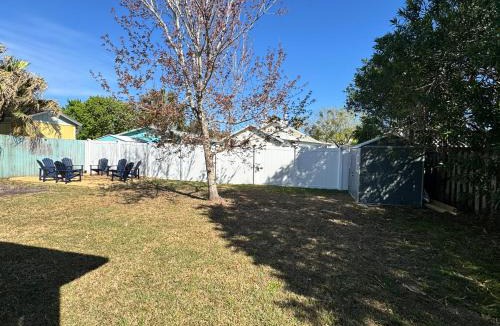 Jacksonville Beach House | Family Escape - walk to beach near Mayo, TPC