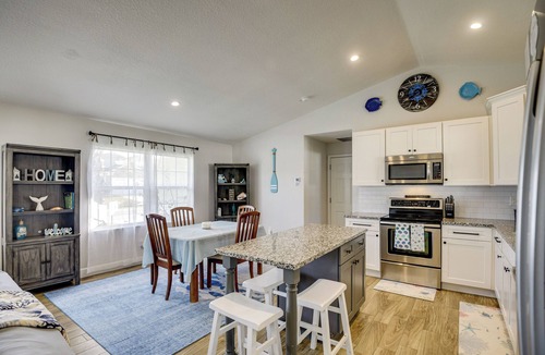 Palm Coast House | Family Escape w/Fenced Yard & Pool in Palm Coast