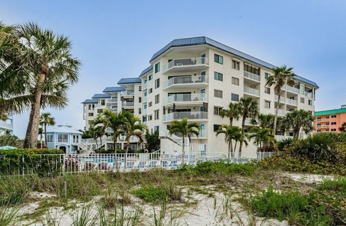 Indian Shores Condo | Family Favorite Beach Escape & Hdtv with 200 Channels!~ BP301