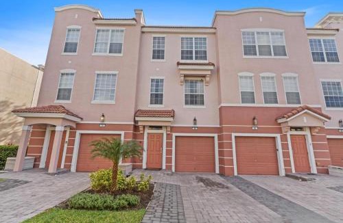 Florida Central Atlantic Coast Villa | Family-Friendly at Vista Cay-Top notch- 5015#44