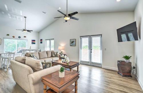 Port Tampa City House | Family-Friendly Tampa Home < 3 Mi to Ocean!