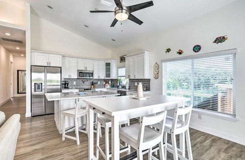 Port Tampa City House | Family-Friendly Tampa Home < 3 Mi to Ocean!