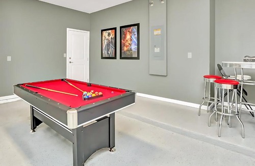 Kissimmee House | Family Home with Cinema Pool and BBQ Near Disney