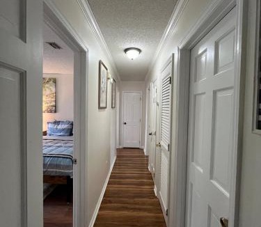 Valdosta House | Family-Only Home Quiet & Peaceful Neighborhood