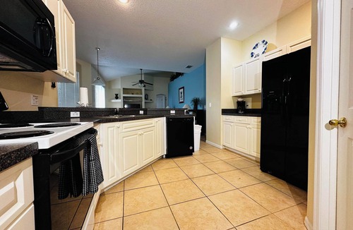Highlands Reserve Villa | Family & Pet-Friendly Private Pool Retreat